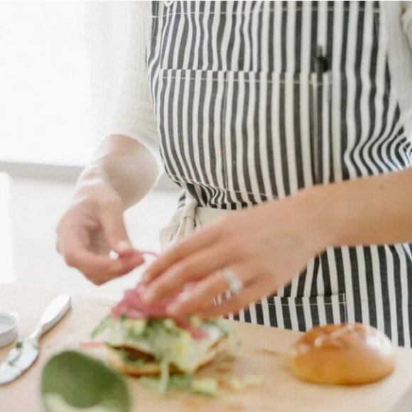 Business & Pleasure Co. The Kitchen Apron- Lauren’s Navy Stripe NWT - Picture 3 of 12